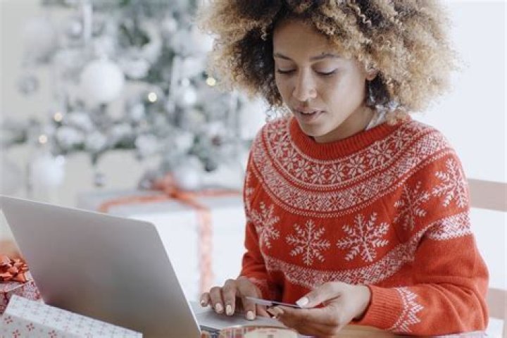 DVLA opening hours: Christmas and New Year 2023