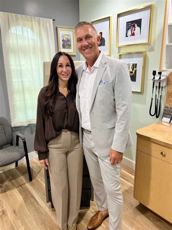 Holistic Dr Perrine FL | Holistic Medicine Miami Florida