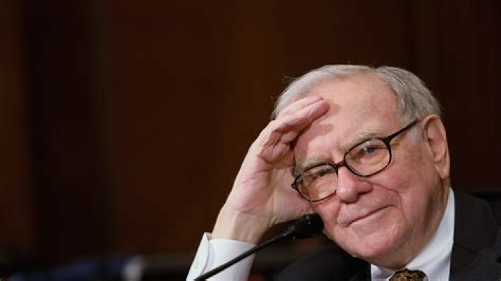 how warren buffett made his money