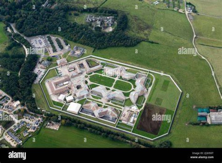 Huntercombe Prison - GOV.UK